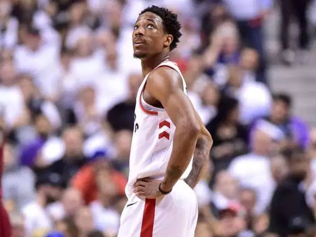 现一蹶不振 现一蹶不振