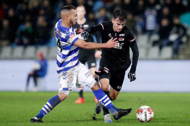 2-0完胜！王祉怡战胜队友韩悦 成功卫冕中国公开赛女单冠军